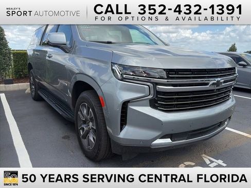 Used 2023 Chevrolet Suburban LT w/ LT Signature Plus Package RWD image 1