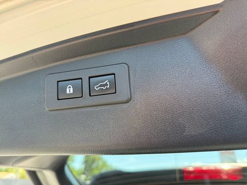 Used 2025 Subaru Outback Onyx Edition AWD/4WD image 24