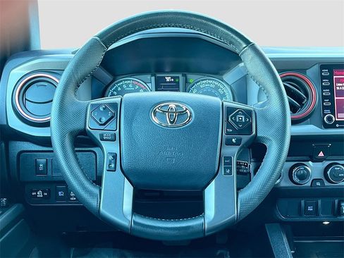 Used 2023 Toyota Tacoma TRD Off-Road image 11