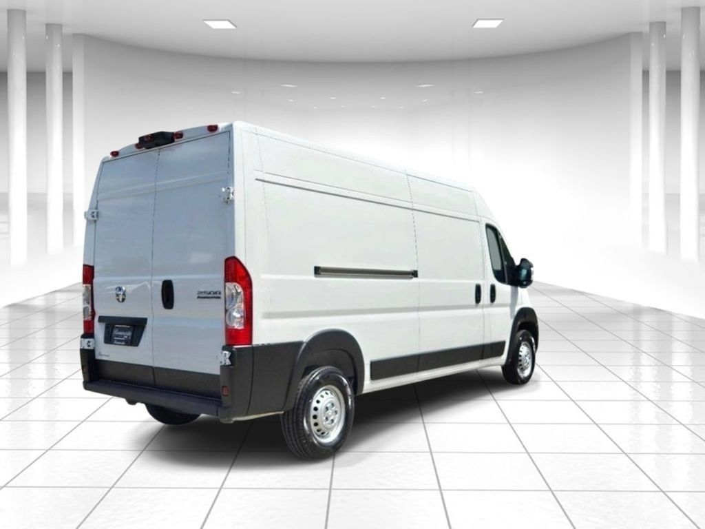 Used 2026 RAM ProMaster 2500 w/ Convenience Group FWD image 3