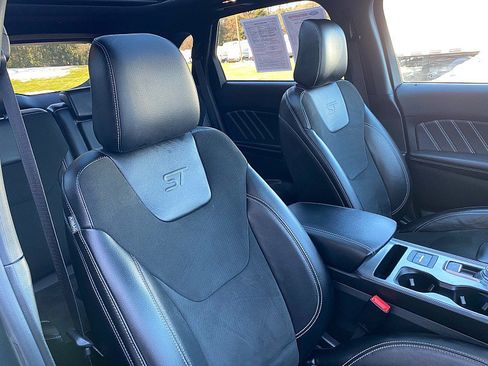 Certified 2022 Ford Edge ST w/ Equipment Group 401A image 26