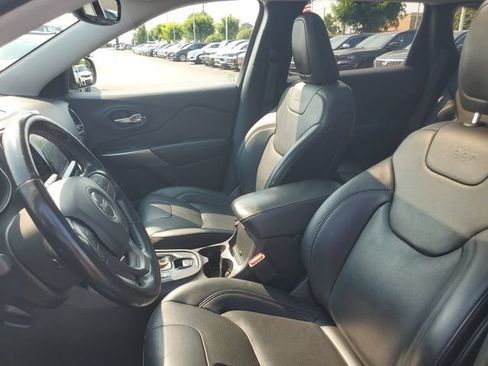 Used 2020 Jeep Cherokee Limited AWD/4WD image 18