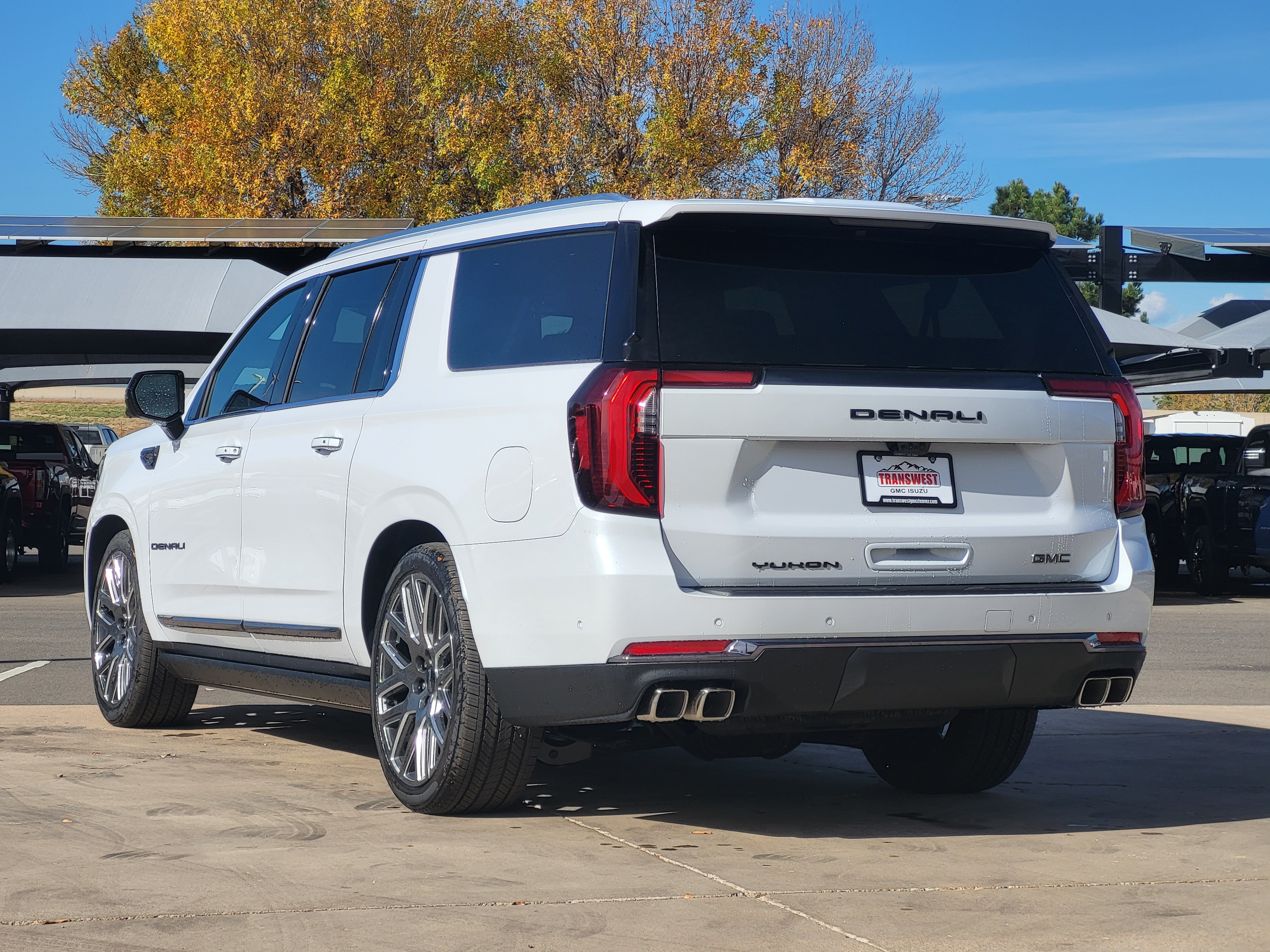 New 2027 GMC Yukon XL Denali Ultimate AWD/4WD image 3
