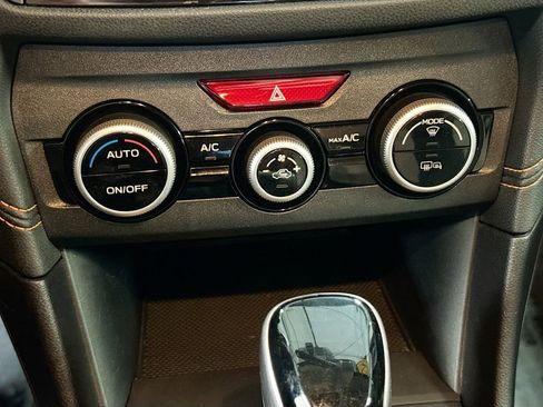 Used 2022 Subaru Crosstrek 2.5i Limited image 14