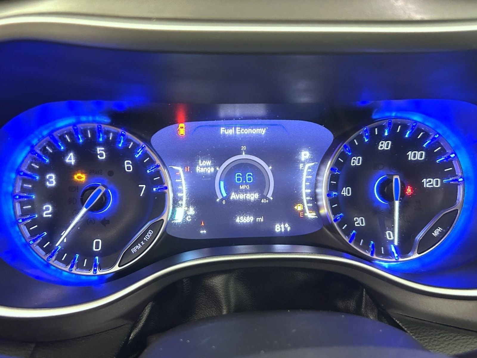 Certified 2022 Chrysler Pacifica Touring-L FWD image 14