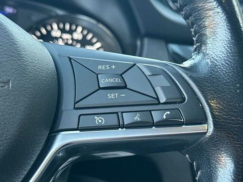 Used 2020 Nissan Rogue S w/ Special Edition Package image 29