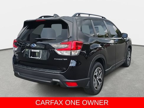 Used 2023 Subaru Forester Premium AWD/4WD image 5