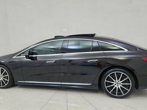 Used 2022 Mercedes-Benz EQS 450+ Sedan image 4