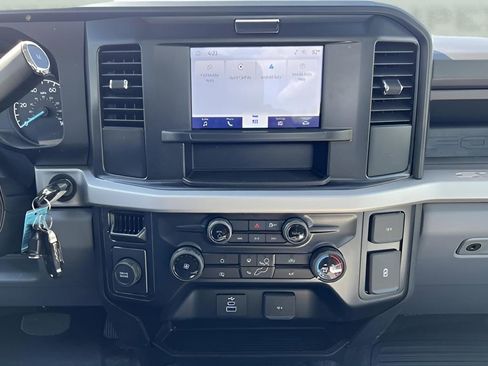 Used 2025 Ford F450 XL image 23