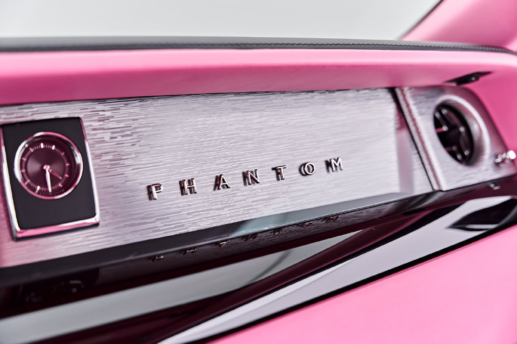 Used 2024 Rolls-Royce Phantom Sedan w/ The Phantom Package RWD image 86