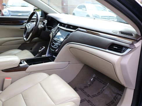 Used 2016 Cadillac XTS Luxury w/ Driver Awareness Package image 34