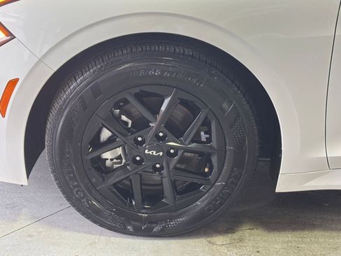 Used 2025 Kia K5 LXS image 30