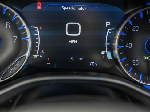 New 2026 Chrysler Pacifica Select image 26