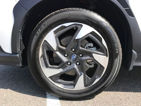 Certified 2025 Subaru Crosstrek 2.5i Limited w/ Popular Package #4A image 12