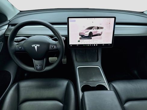 Used 2023 Tesla Model Y Performance AWD/4WD image 15