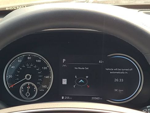 Used 2024 Genesis GV80 2.5T AWD/4WD image 14