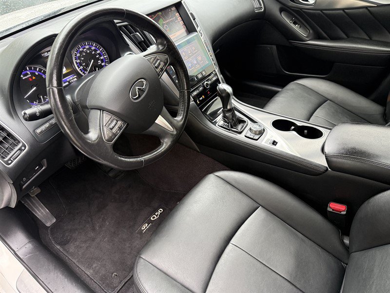Used 2015 INFINITI Q50 Premium w/ Navigation Package AWD/4WD image 15