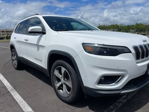 Used 2021 Jeep Cherokee Limited AWD/4WD image 3