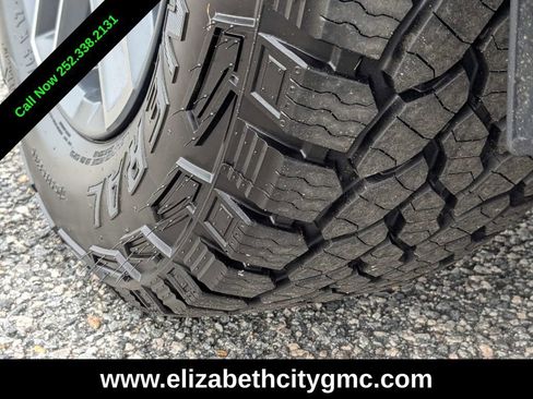 Used 2026 GMC Terrain AT4 w/ Convenience Package III image 13