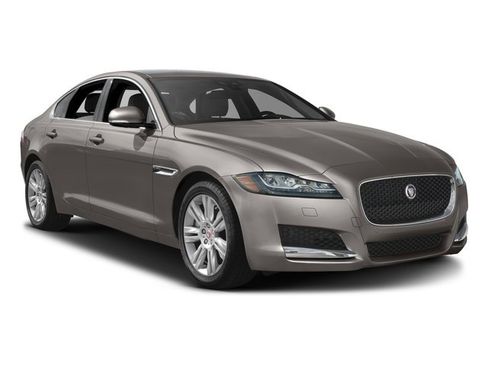 Used 2017 Jaguar XF Premium RWD image 6