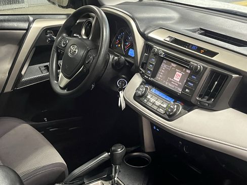 Used 2015 Toyota RAV4 XLE FWD image 16