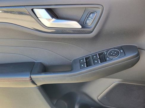 Used 2024 Ford Escape ST-Line image 17