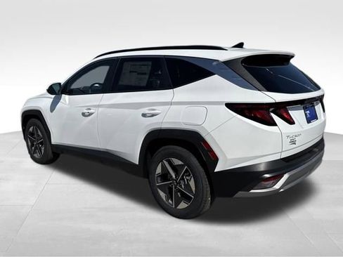 New 2026 Hyundai Tucson SEL FWD image 2