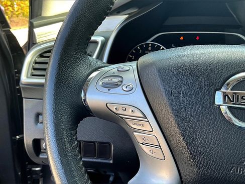 Used 2017 Nissan Murano SL image 11
