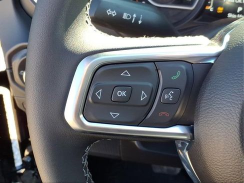 New 2026 Jeep Wrangler Unlimited Sahara AWD/4WD image 5