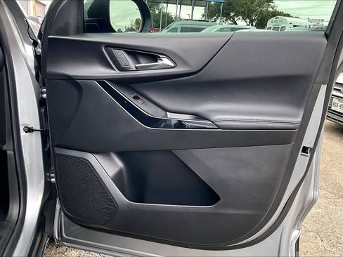 Used 2025 Chevrolet Equinox LT image 22