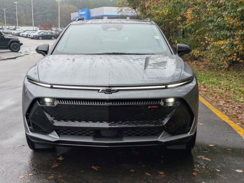 New 2026 Chevrolet Equinox EV RS image 6