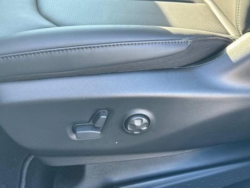 New 2026 Chrysler Pacifica Select w/ S Appearance Package image 23