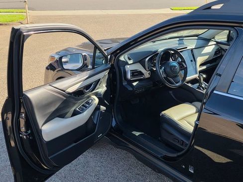 Certified 2022 Subaru Outback Limited XT image 39