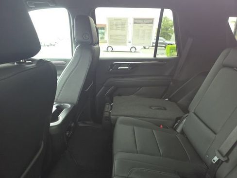 Used 2025 Chevrolet Tahoe LT image 12