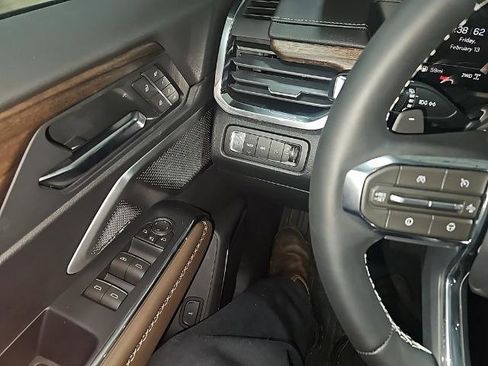 New 2026 GMC Acadia Denali Ultimate w/ LPO, All-Weather Package image 12