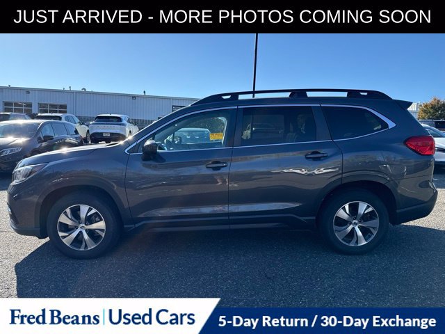 Used 2022 Subaru Ascent Premium w/ Convenience Package AWD/4WD image 4