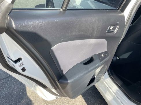 Used 2017 Toyota Prius Prime Advanced image 22