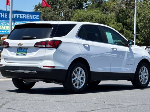 Used 2022 Chevrolet Equinox LT FWD image 3