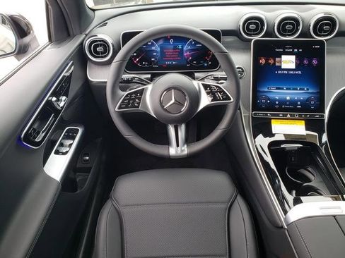 New 2025 Mercedes-Benz GLC 300 GLC 300 image 19