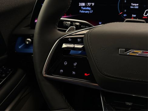 New 2026 Cadillac Optiq V image 27