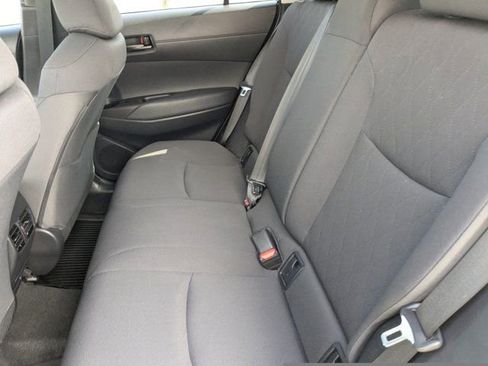Used 2024 Toyota Corolla Cross LE FWD image 14