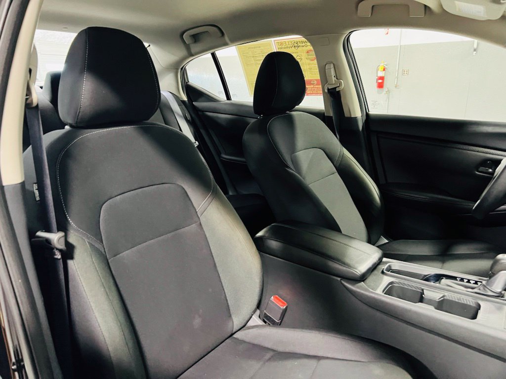 Used 2025 Nissan Sentra S FWD image 32
