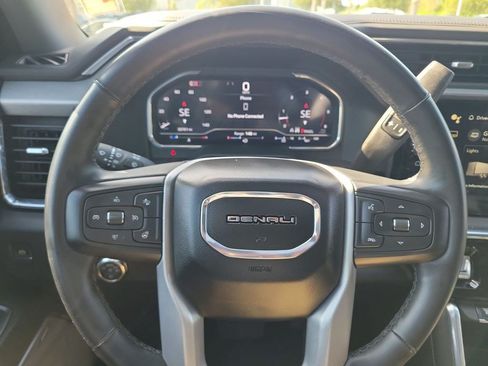 Used 2024 GMC Sierra 2500 Denali w/ Denali Reserve Package AWD/4WD image 9