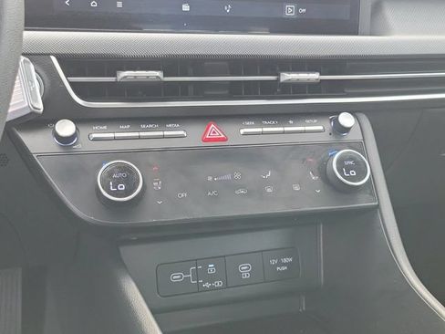 Certified 2024 Hyundai Sonata SEL FWD image 25