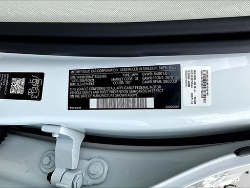 New 2026 Volvo XC60 B5 Ultra w/ Protection Package Premier image 21