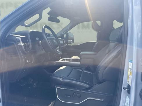 Used 2024 Ford F350 Lariat w/ Lariat Ultimate Package AWD/4WD image 9