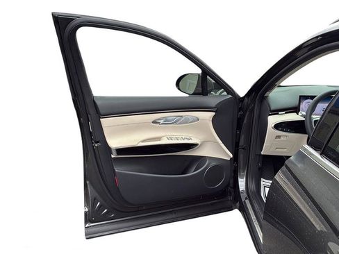 New 2026 Genesis GV70 2.5T image 35