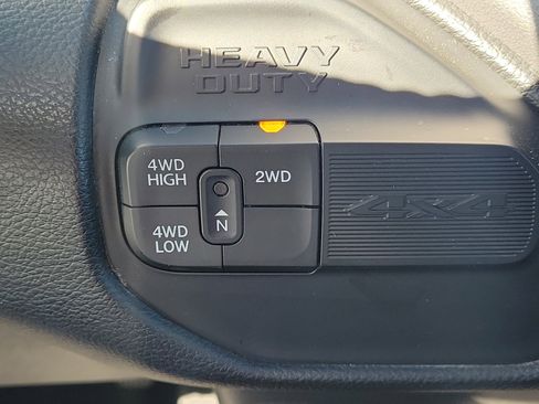 Used 2024 RAM 2500 Big Horn image 26