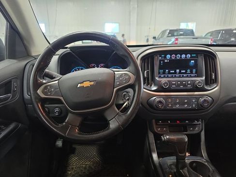 Used 2018 Chevrolet Colorado Z71 AWD/4WD image 5