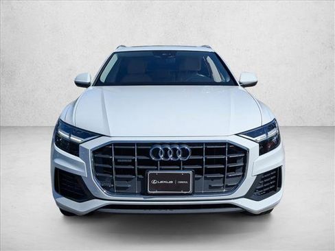 Used 2019 Audi Q8 Premium w/ Convenience Package AWD/4WD image 2